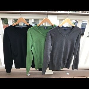 3 men's GAP V neck sweaters -gently worn